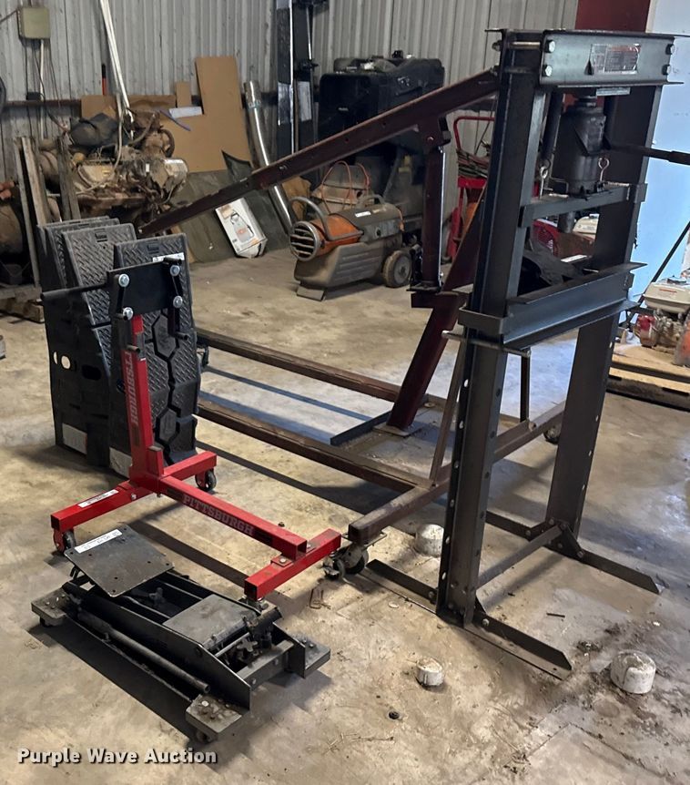 image for item DX5748  Tools