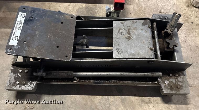 image for item DX5748  Tools