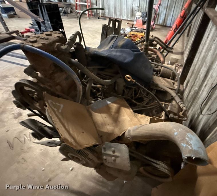 image for item DX5749 Caterpillar 3208 engine