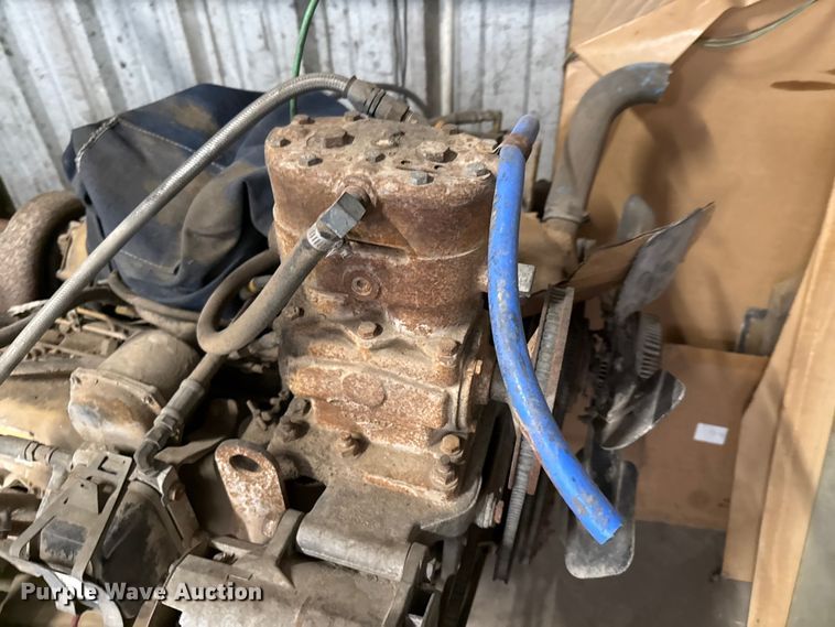 image for item DX5749 Caterpillar 3208 engine