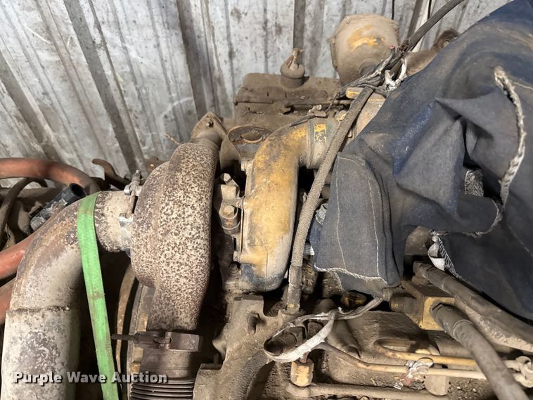 image for item DX5749 Caterpillar 3208 engine