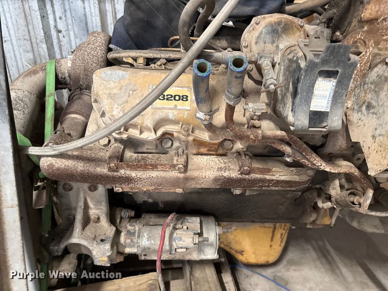 image for item DX5749 Caterpillar 3208 engine