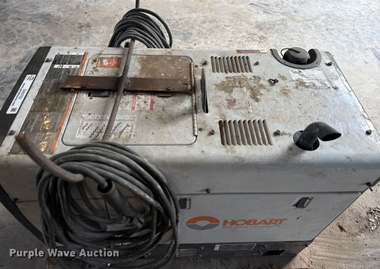 image for item DX5752 2020 Hobart Champion Elite 225 welder/generator