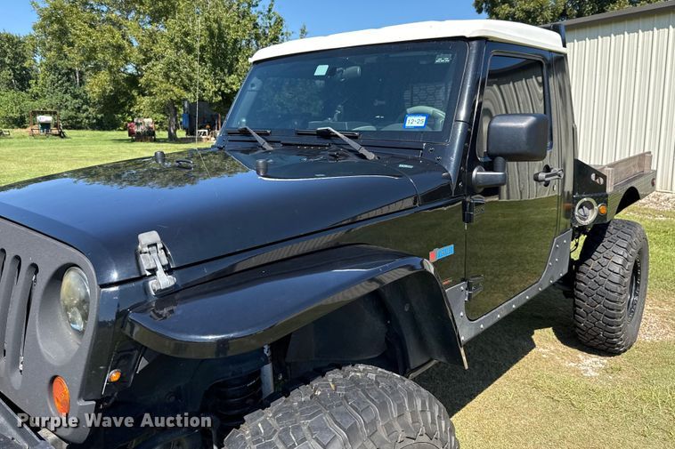 image for item DX5757 2007 Jeep Wrangler flatbed pickup truck