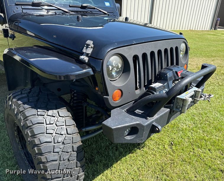 image for item DX5757 2007 Jeep Wrangler flatbed pickup truck