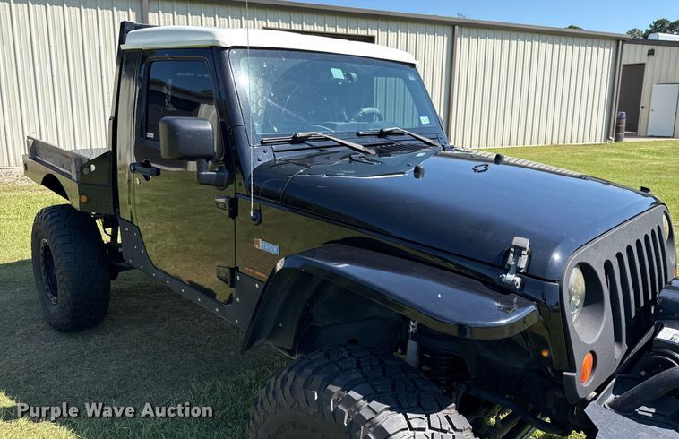 image for item DX5757 2007 Jeep Wrangler flatbed pickup truck