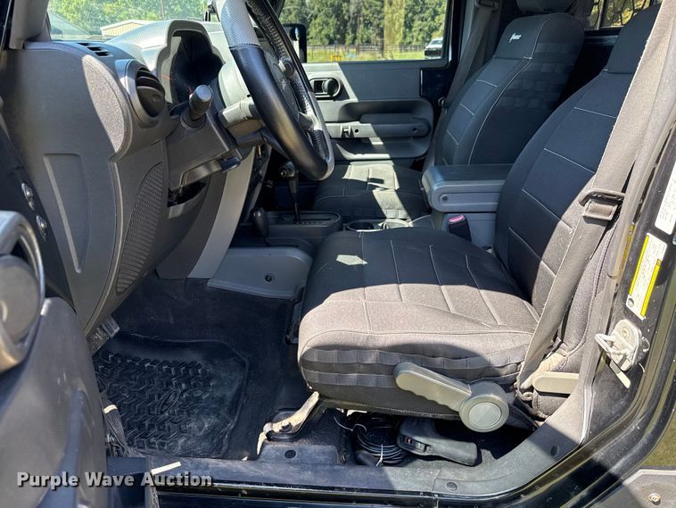 image for item DX5757 2007 Jeep Wrangler flatbed pickup truck