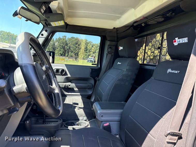 image for item DX5757 2007 Jeep Wrangler flatbed pickup truck