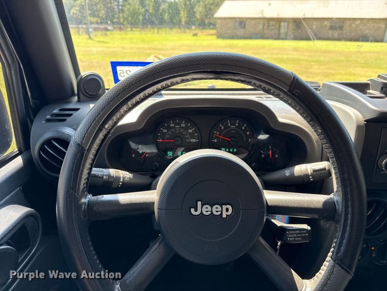 image for item DX5757 2007 Jeep Wrangler flatbed pickup truck