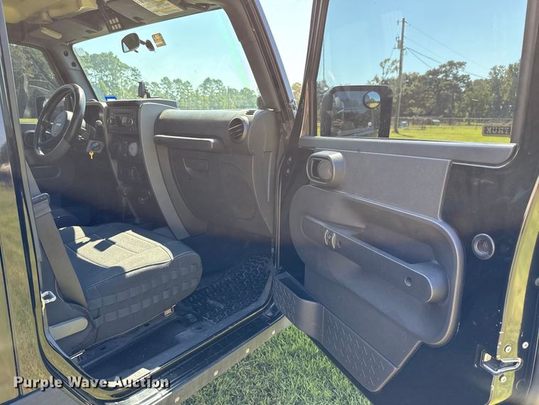 image for item DX5757 2007 Jeep Wrangler flatbed pickup truck