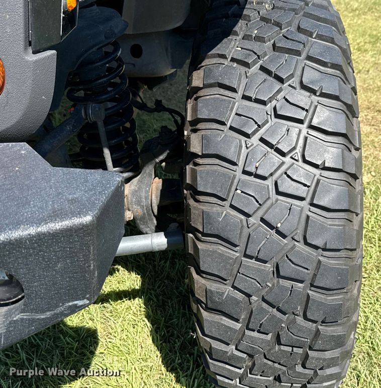 image for item DX5757 2007 Jeep Wrangler flatbed pickup truck