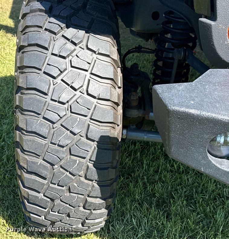 image for item DX5757 2007 Jeep Wrangler flatbed pickup truck