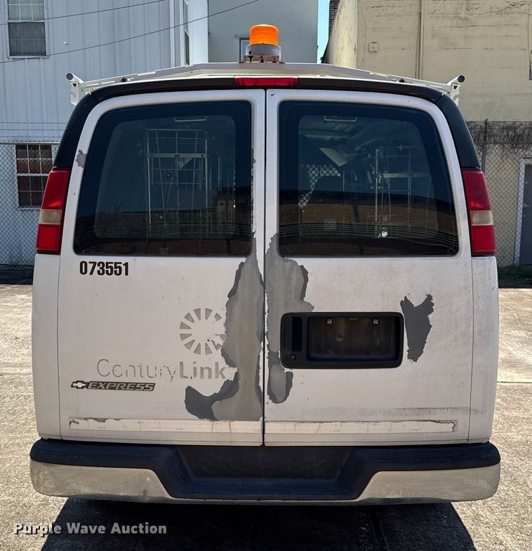 image for item DX5758 2007 Chevrolet Express 1500 van