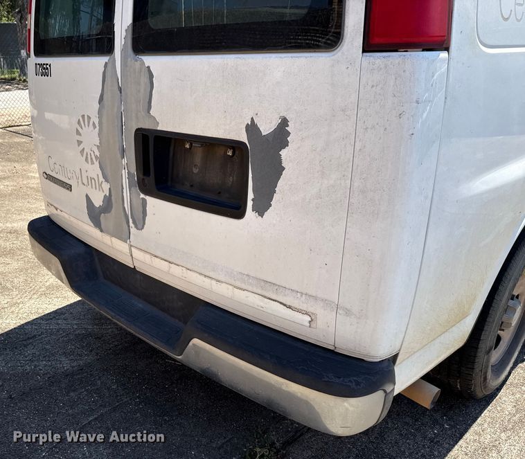 image for item DX5758 2007 Chevrolet Express 1500 van