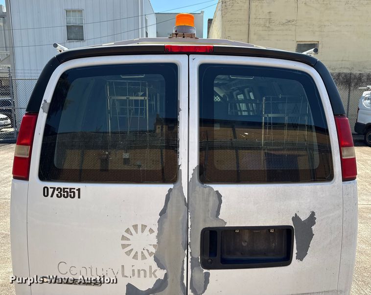 image for item DX5758 2007 Chevrolet Express 1500 van