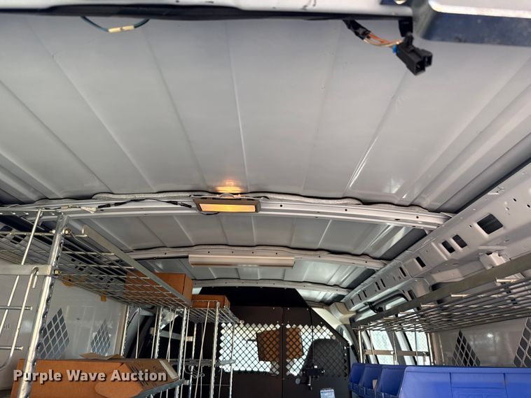 image for item DX5758 2007 Chevrolet Express 1500 van