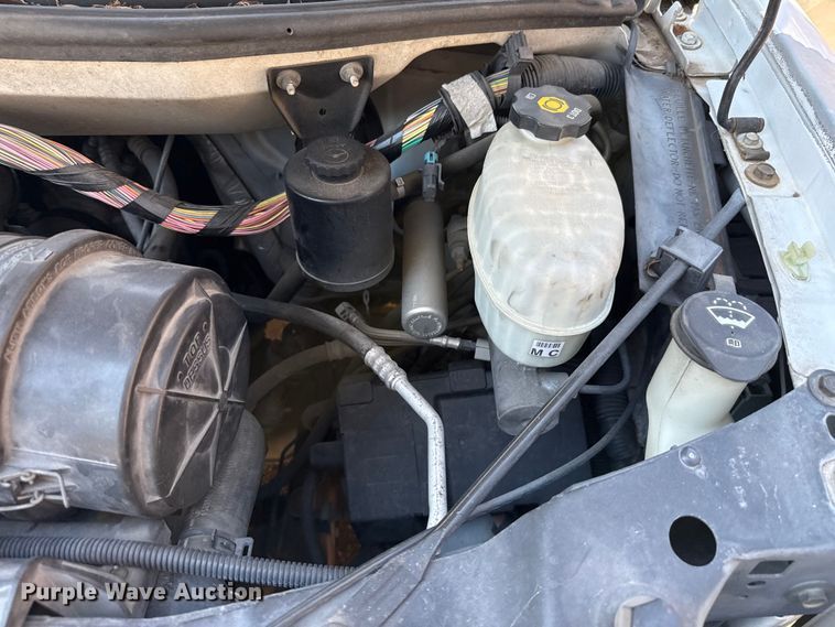 image for item DX5758 2007 Chevrolet Express 1500 van