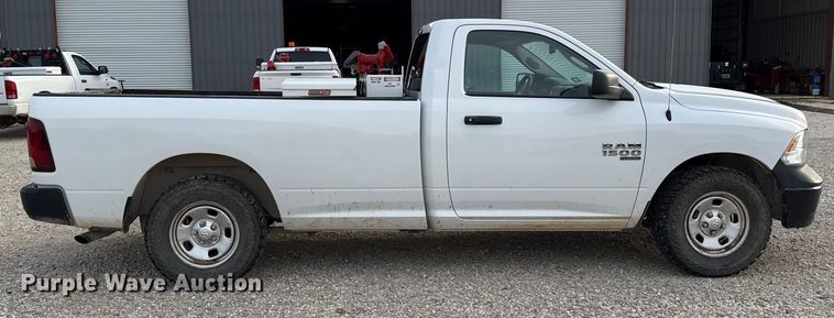 image for item DX5760 2019 RAM 1500 pickup truck