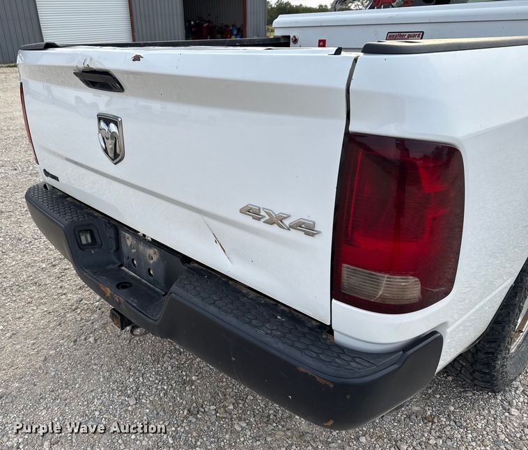 image for item DX5760 2019 RAM 1500 pickup truck