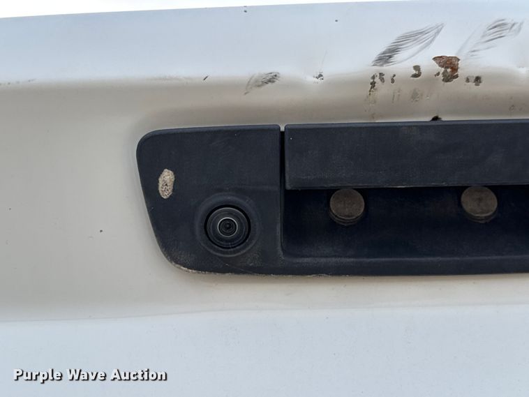 image for item DX5760 2019 RAM 1500 pickup truck