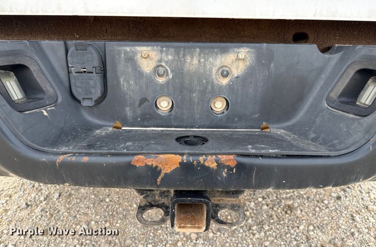 image for item DX5760 2019 RAM 1500 pickup truck