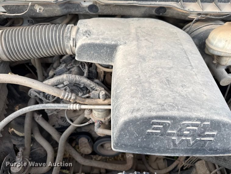 image for item DX5760 2019 RAM 1500 pickup truck