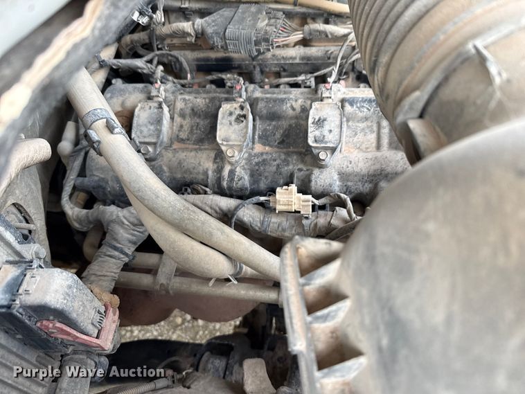 image for item DX5760 2019 RAM 1500 pickup truck