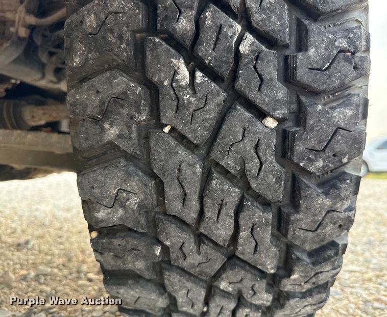 image for item DX5760 2019 RAM 1500 pickup truck