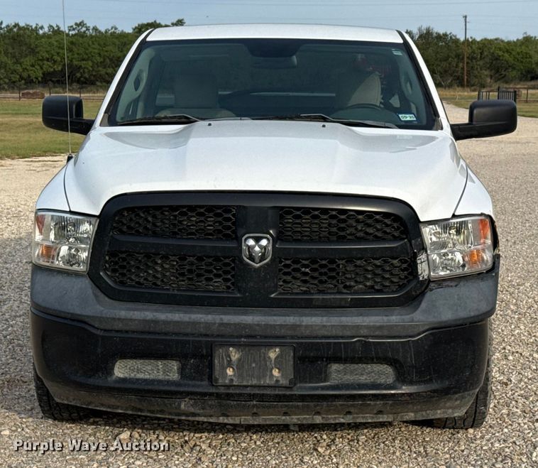 image for item DX5761 2019 RAM 1500 pickup truck