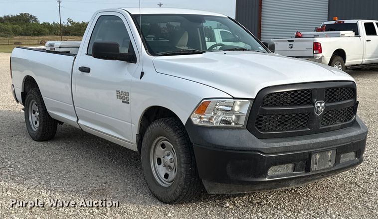 image for item DX5761 2019 RAM 1500 pickup truck