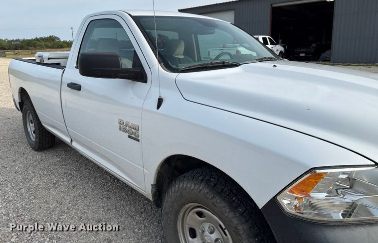 image for item DX5761 2019 RAM 1500 pickup truck