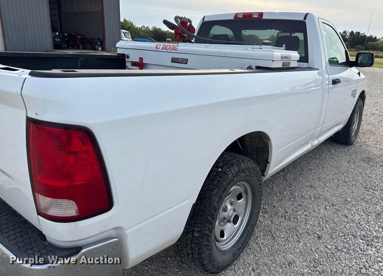 image for item DX5761 2019 RAM 1500 pickup truck