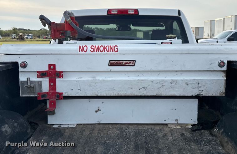 image for item DX5761 2019 RAM 1500 pickup truck