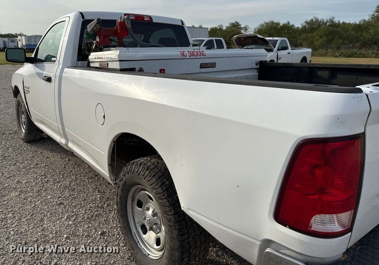 image for item DX5761 2019 RAM 1500 pickup truck