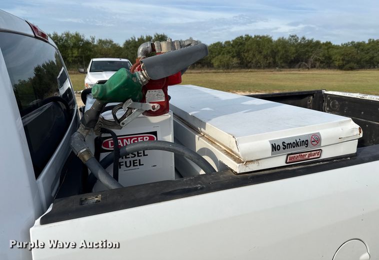 image for item DX5761 2019 RAM 1500 pickup truck