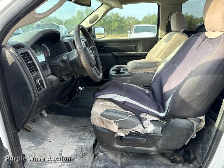 image for item DX5761 2019 RAM 1500 pickup truck