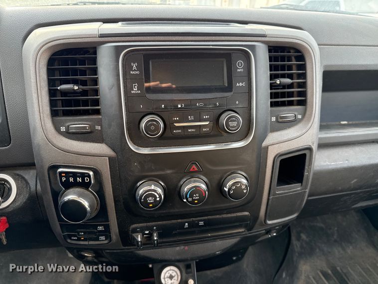 image for item DX5761 2019 RAM 1500 pickup truck