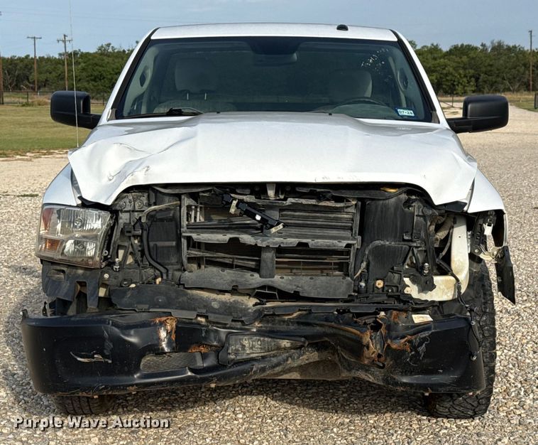 image for item DX5762 2019 RAM 1500 pickup truck