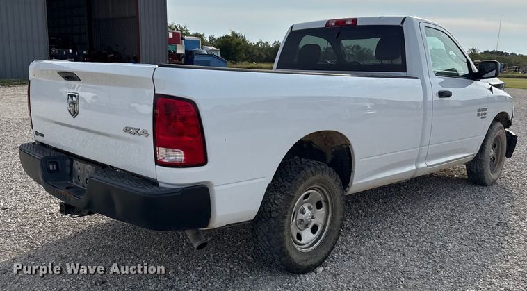 image for item DX5762 2019 RAM 1500 pickup truck