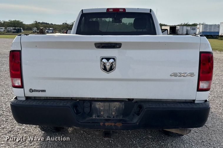 image for item DX5762 2019 RAM 1500 pickup truck