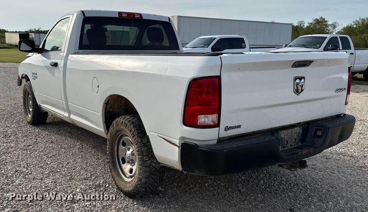 image for item DX5762 2019 RAM 1500 pickup truck