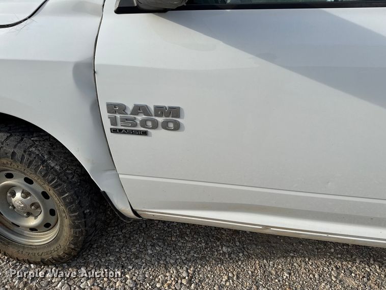 image for item DX5762 2019 RAM 1500 pickup truck