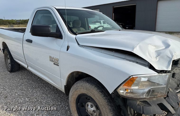 image for item DX5762 2019 RAM 1500 pickup truck