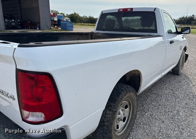 image for item DX5762 2019 RAM 1500 pickup truck