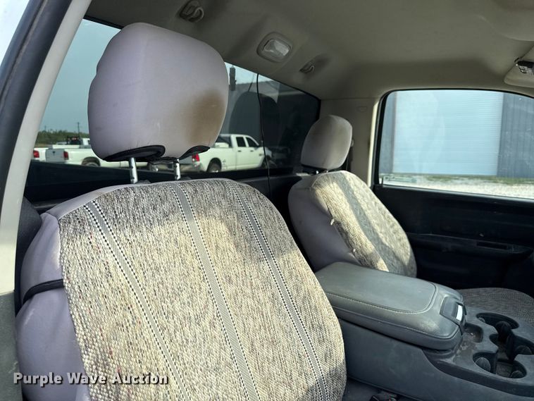 image for item DX5762 2019 RAM 1500 pickup truck