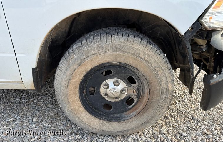 image for item DX5762 2019 RAM 1500 pickup truck