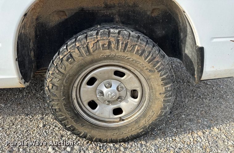 image for item DX5762 2019 RAM 1500 pickup truck