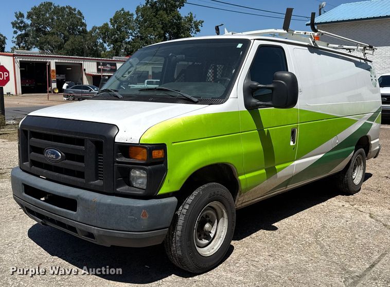 image for item DX5764 2009 Ford E150 van
