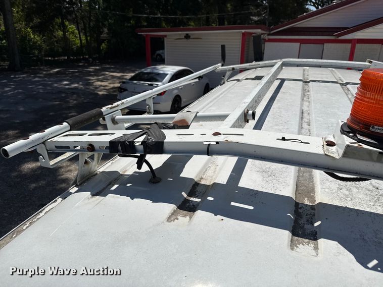 image for item DX5764 2009 Ford E150 van