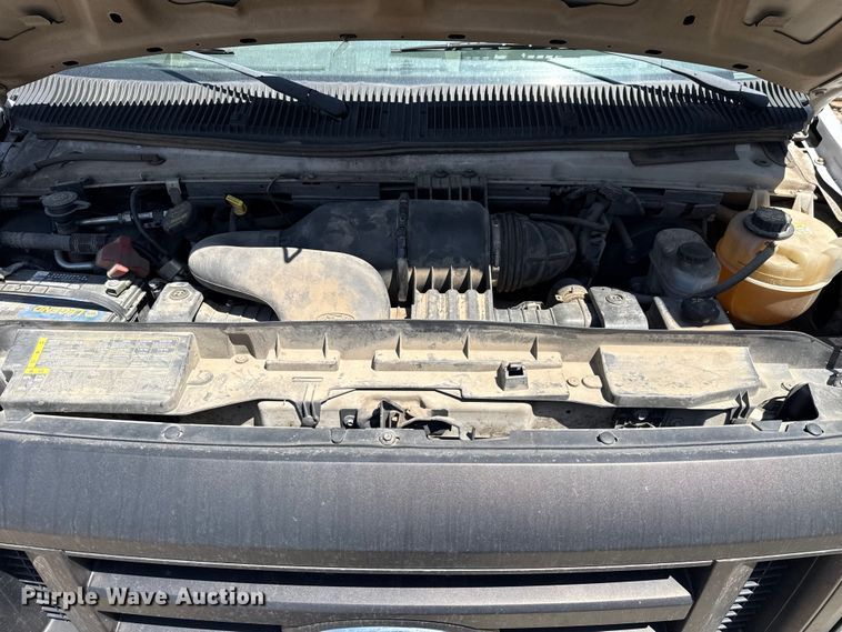 image for item DX5764 2009 Ford E150 van